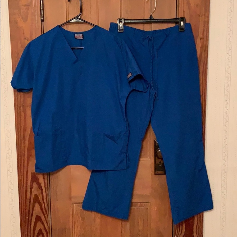 Cherokee Workwear Scrubs